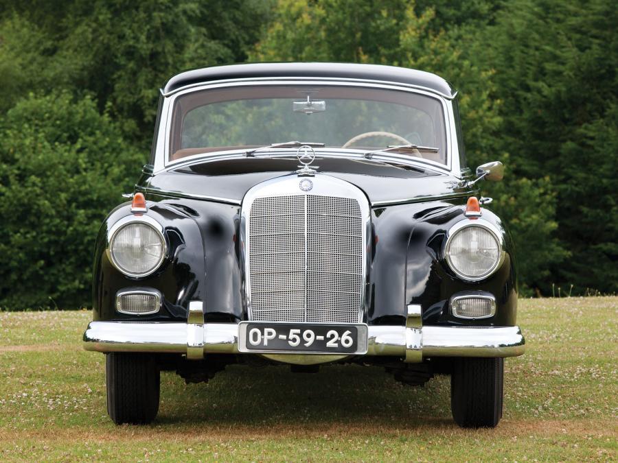  Mercedes-Benz 300d 1957 года  (фото 3 из 10)